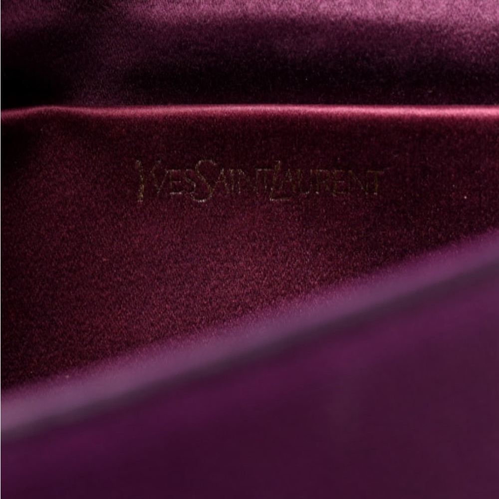 SAINT LAURENT Textured Calfskin Classic Y Ligne Clutch Purple - Picture 6 of 8